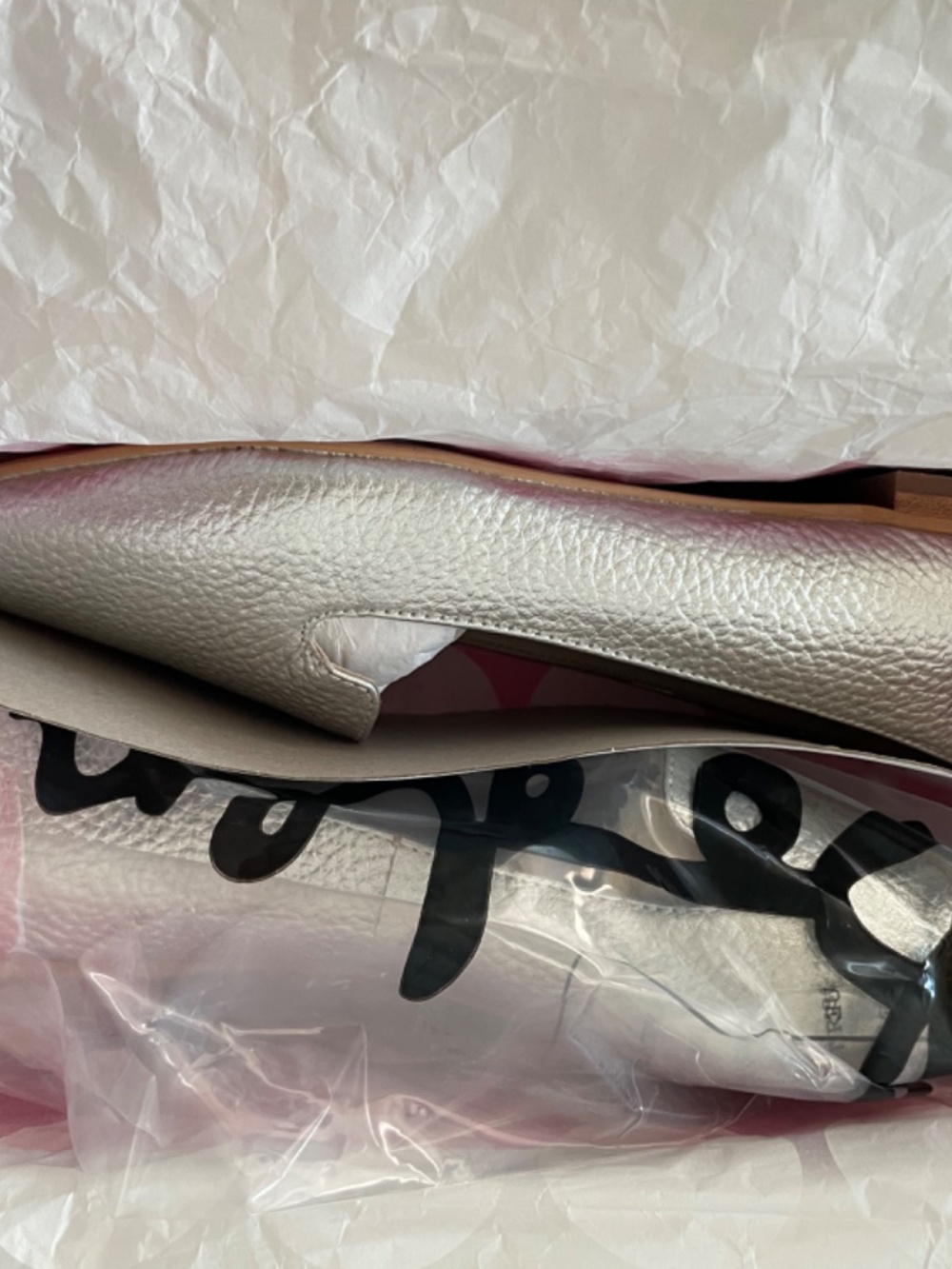 NIB Boden Silver Flats size 8.5 - Picture 7 of 9
